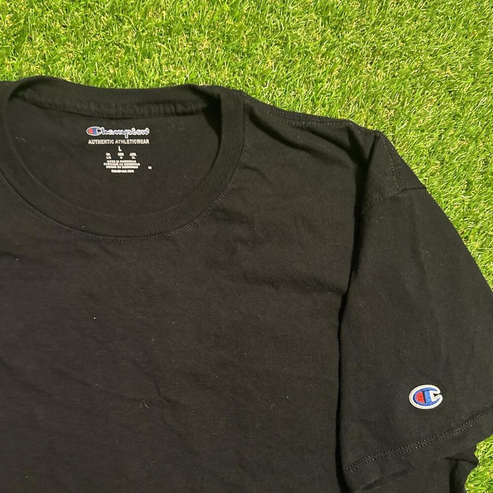 Vintage Champion Black T-Shirt - Picture 2 of 5